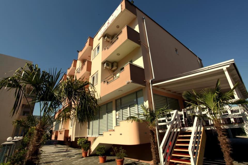 Hotel Comfort Shengjin Luaran gambar